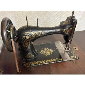 machine-a-coudre-Singer-ancienne-vintage